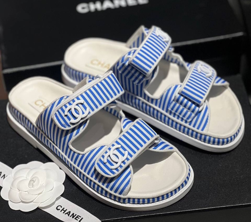 ШЛЕПКИ CHANEL фото