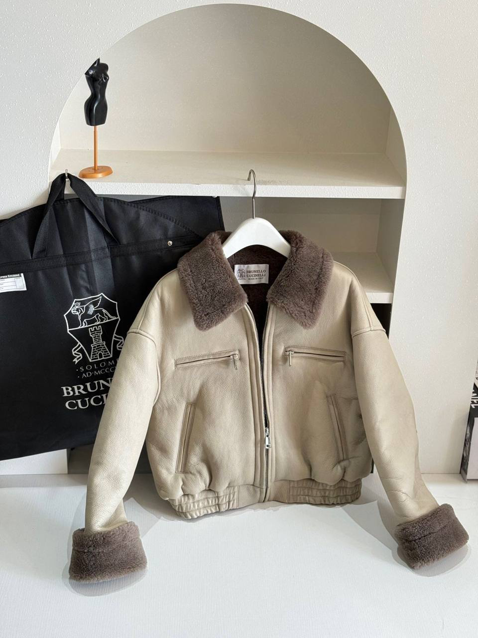 ДУБЛЕНКА BRUNELLO CUCINELLI детальное фото