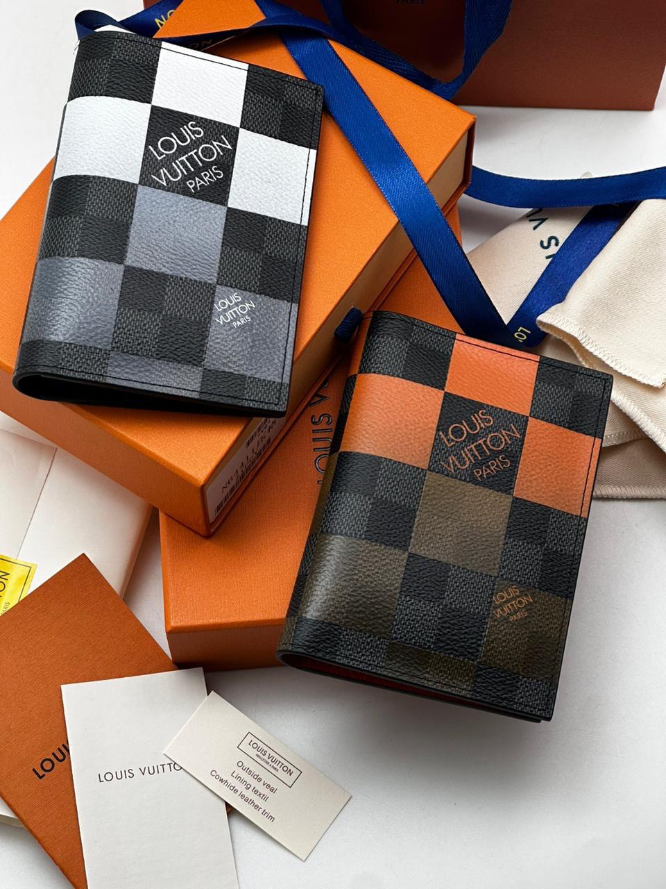 МУЖСКАЯ ОБЛОЖКА НА ПАСПОРТ LOUIS VUITTON детальное фото