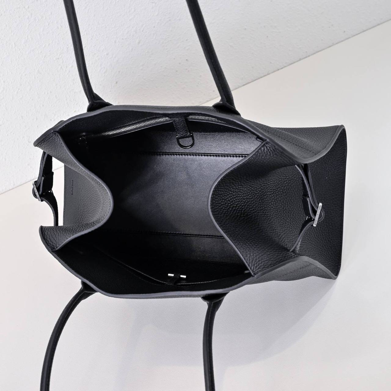 СУМКА THE ROW MARGAUX 12 детальное фото