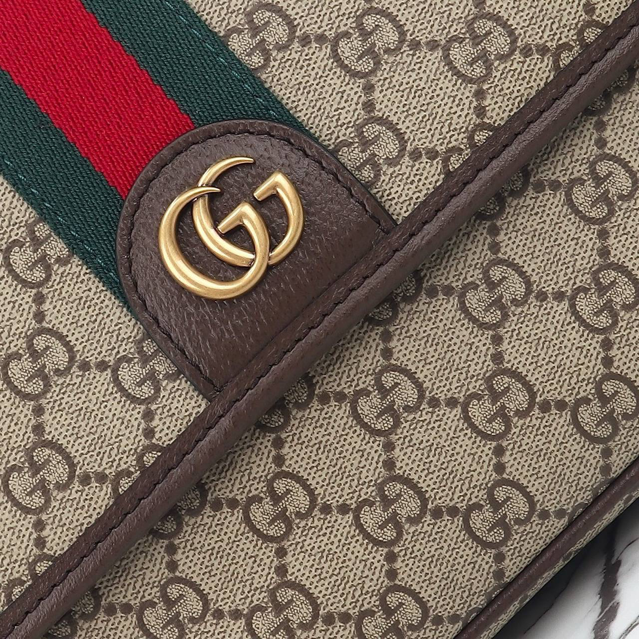 МУЖСКАЯ СУМКА МЕССЕНДЖЕР GUCCI детальное фото