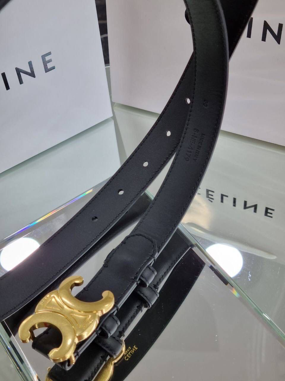 ЖЕНСКИЙ РЕМЕНЬ CELINE детальное фото