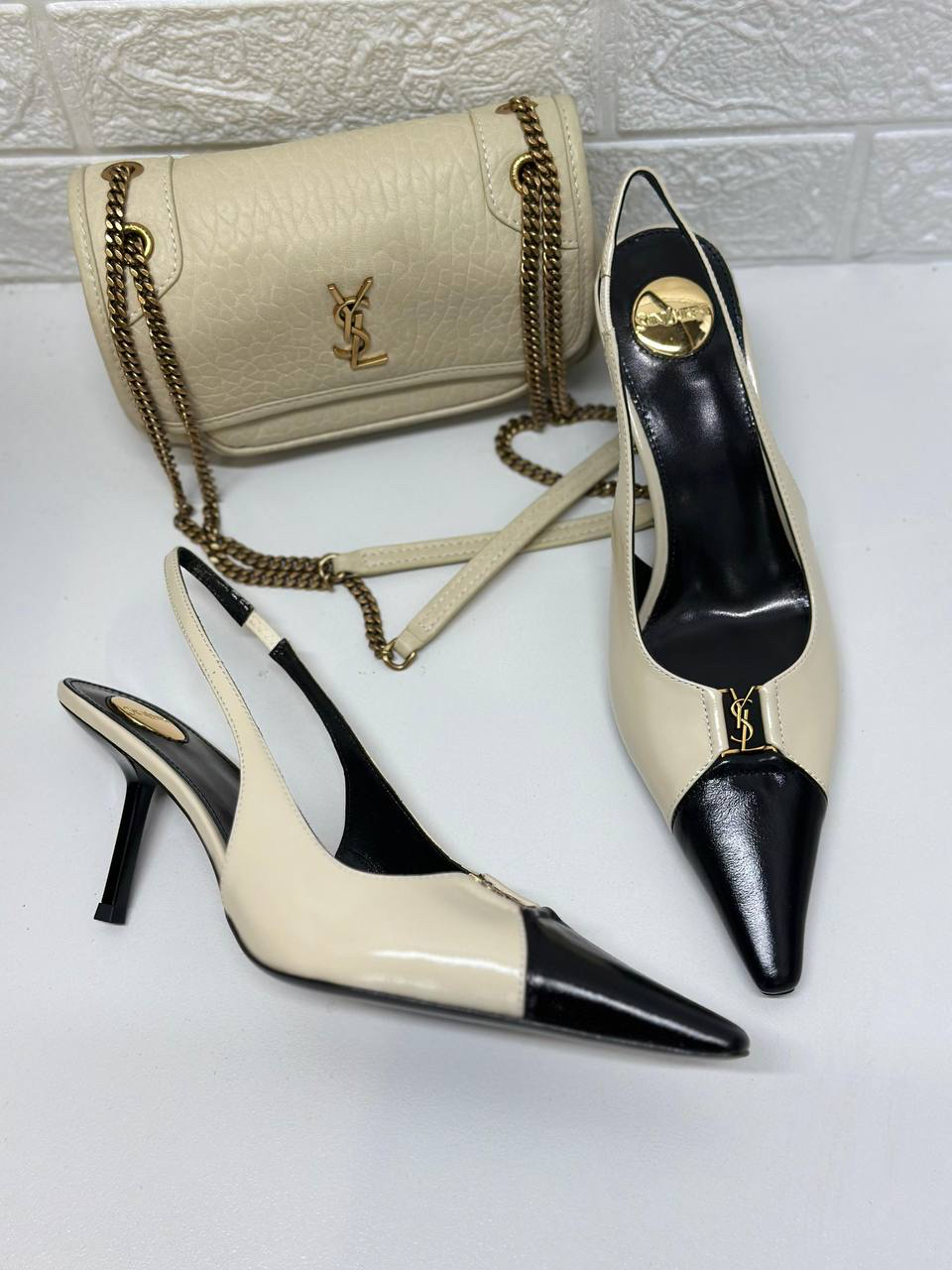 ТУФЛИ SAINT LAURENT детальное фото