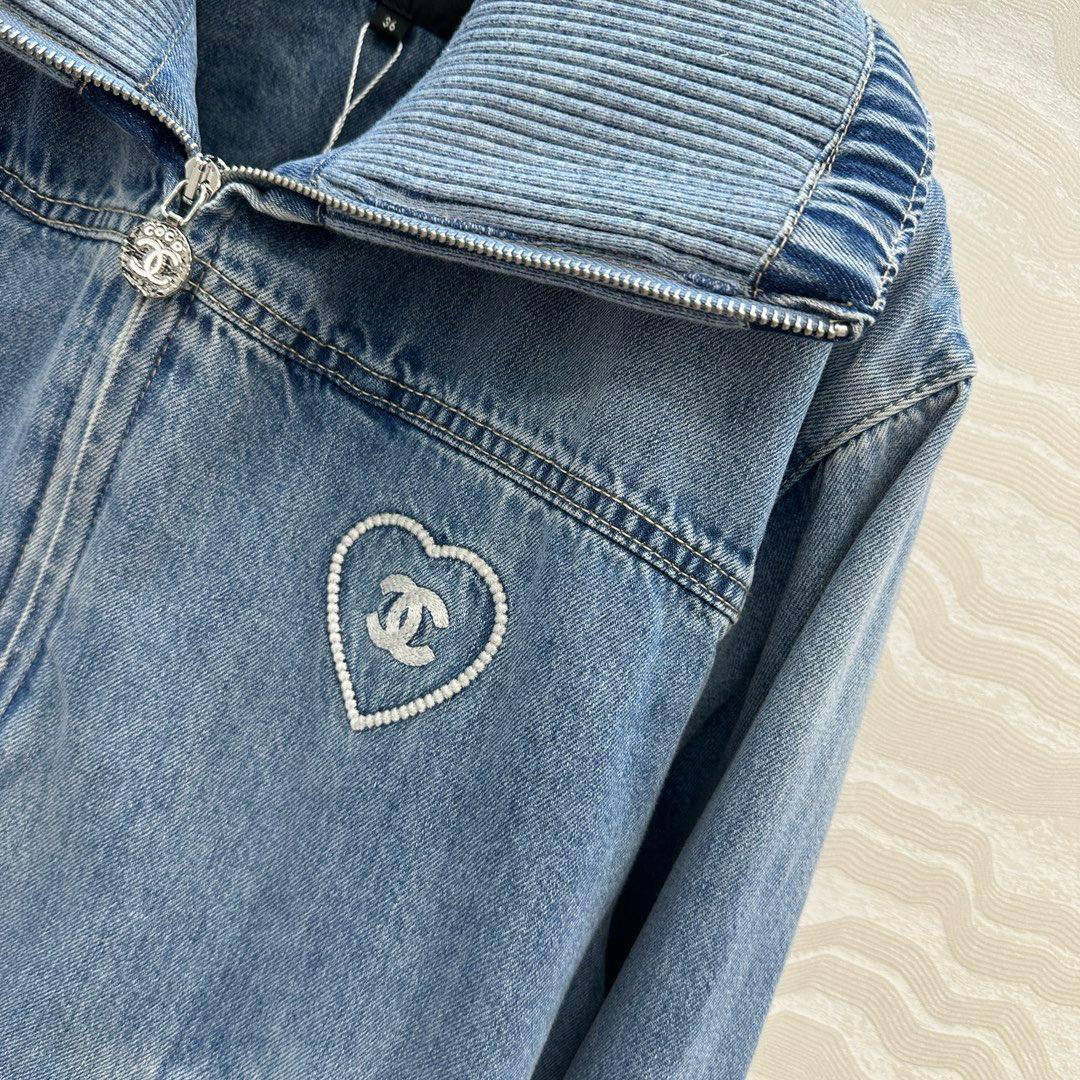 БОМБЕР CHANEL детальное фото