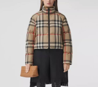 ПУХОВИК BURBERRY фото