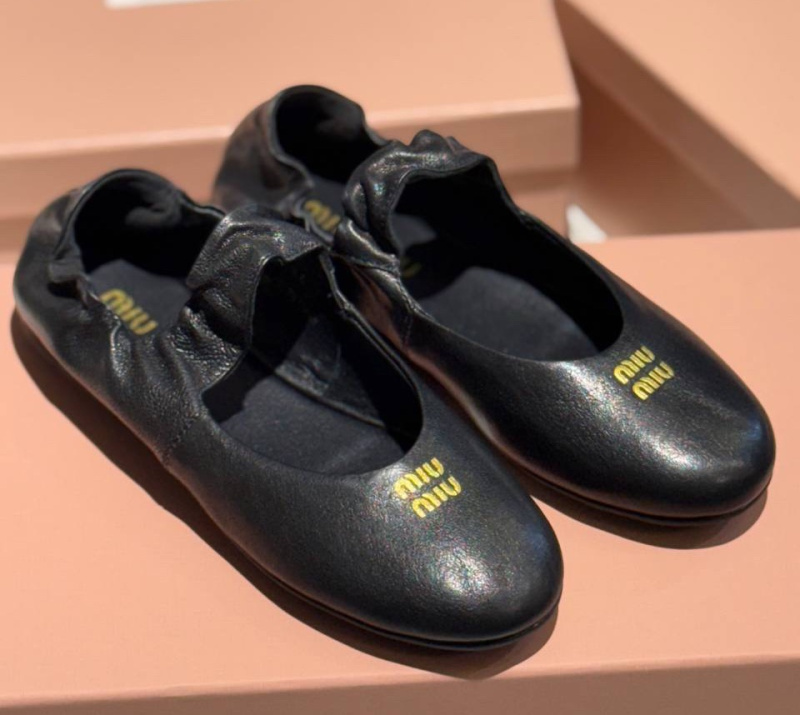 БАЛЕТКИ MIU MIU фото