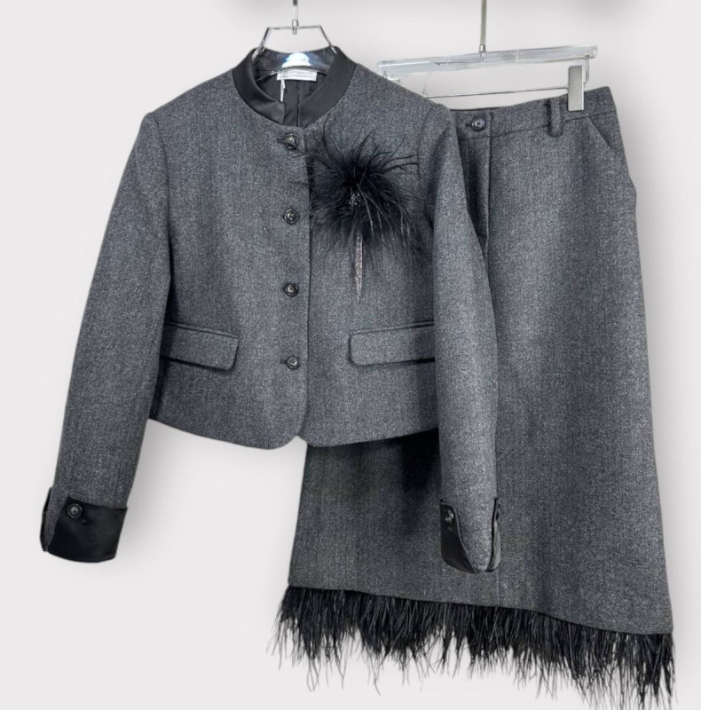 КОСТЮМ BRUNELLO CUCINELLI фото