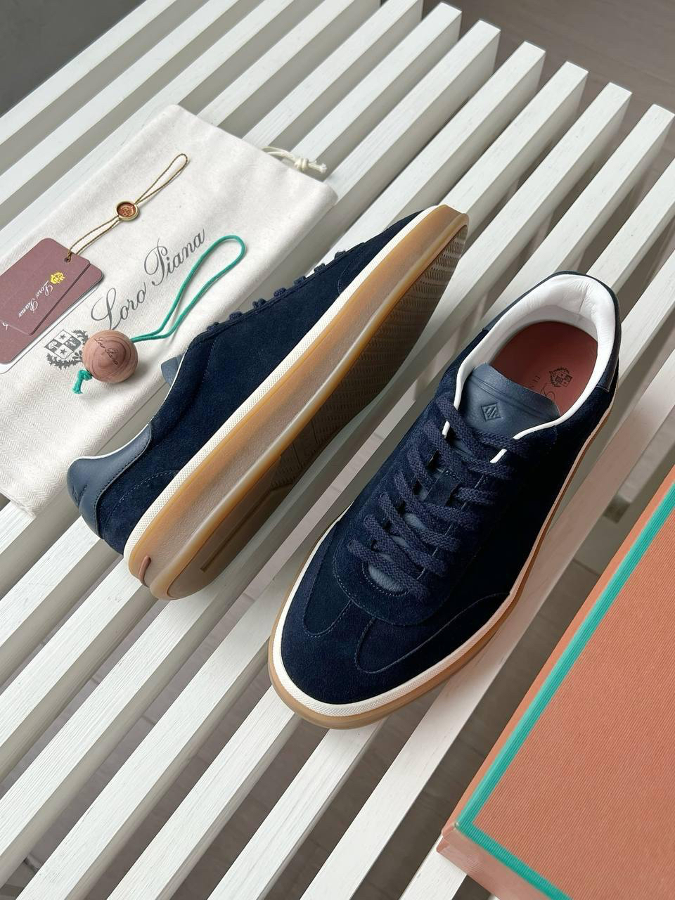 МУЖСКИЕ КЕДЫ LORO PIANA детальное фото