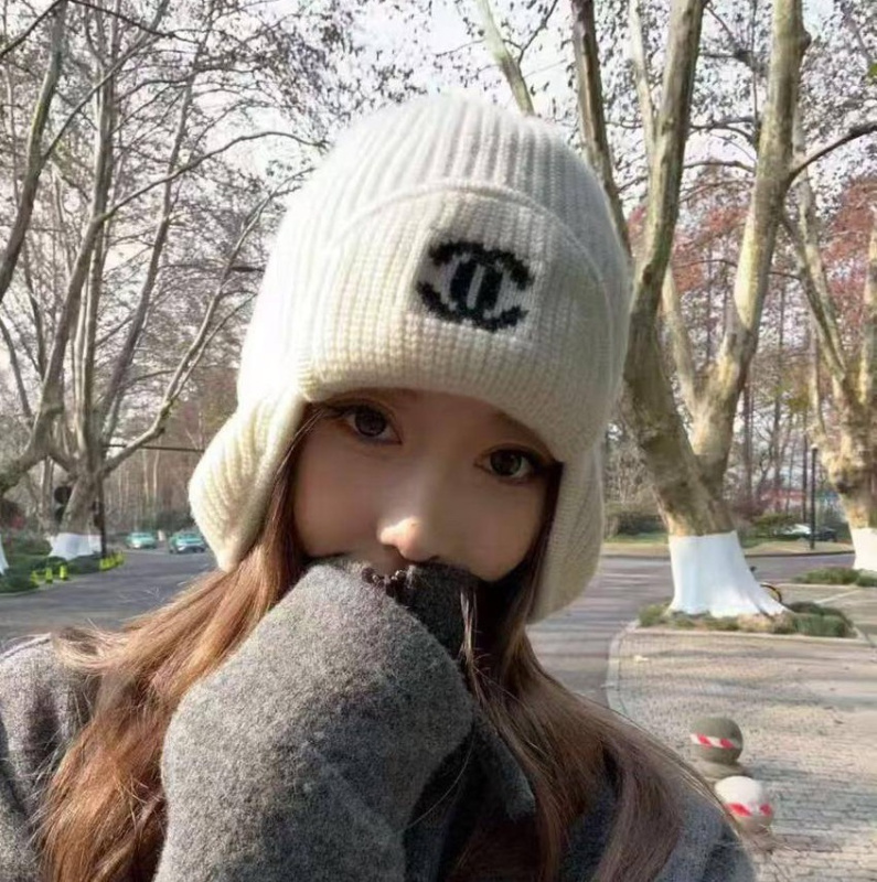 ШАПКА CHANEL фото