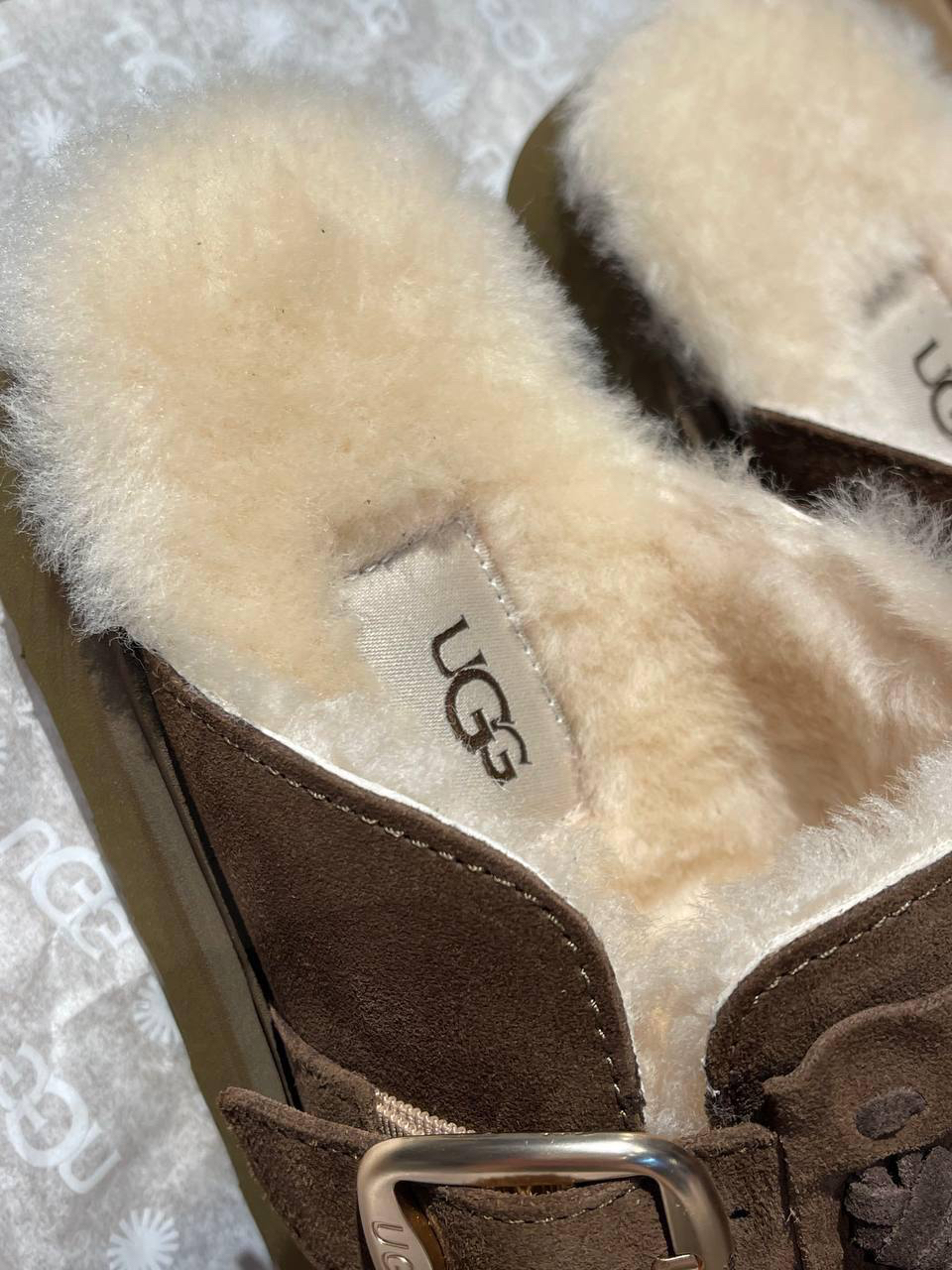САБО UGG детальное фото
