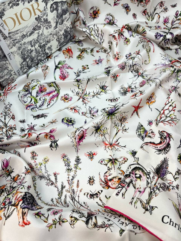 ПЛАТОК CHRISTIAN DIOR фото