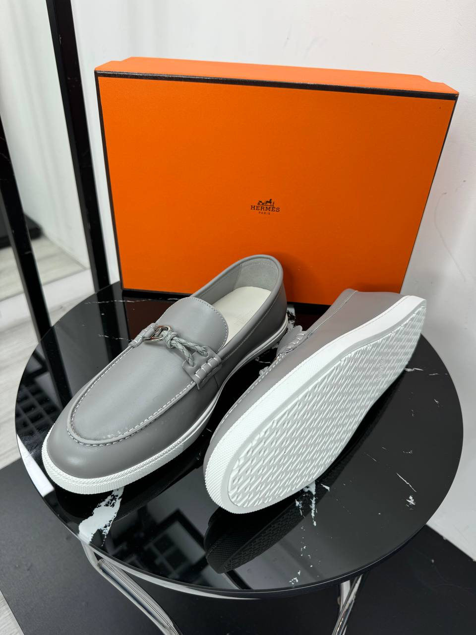 МУЖСКИЕ ЛОФЕРЫ HERMES детальное фото