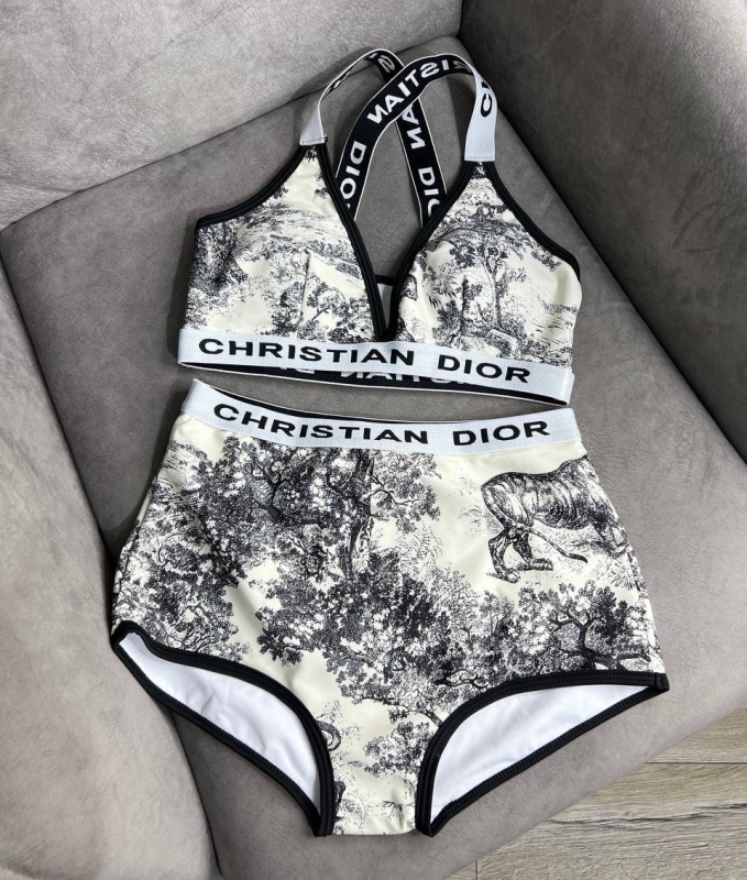 КУПАЛЬНИК CHRISTIAN DIOR фото