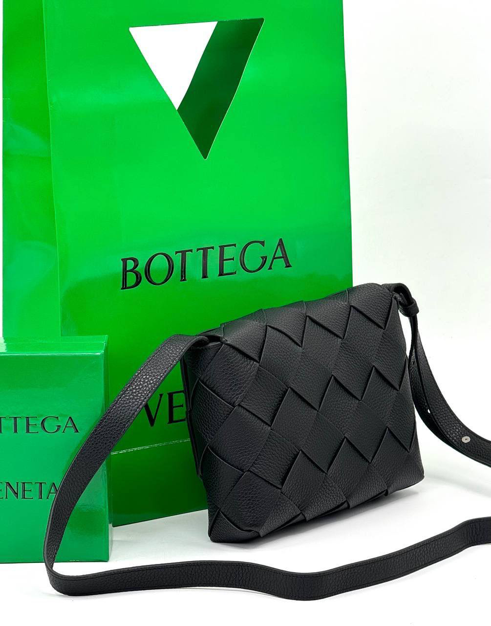 МУЖСКАЯ СУМКА МЕССЕНДЖЕР BOTTEGA VENETA детальное фото