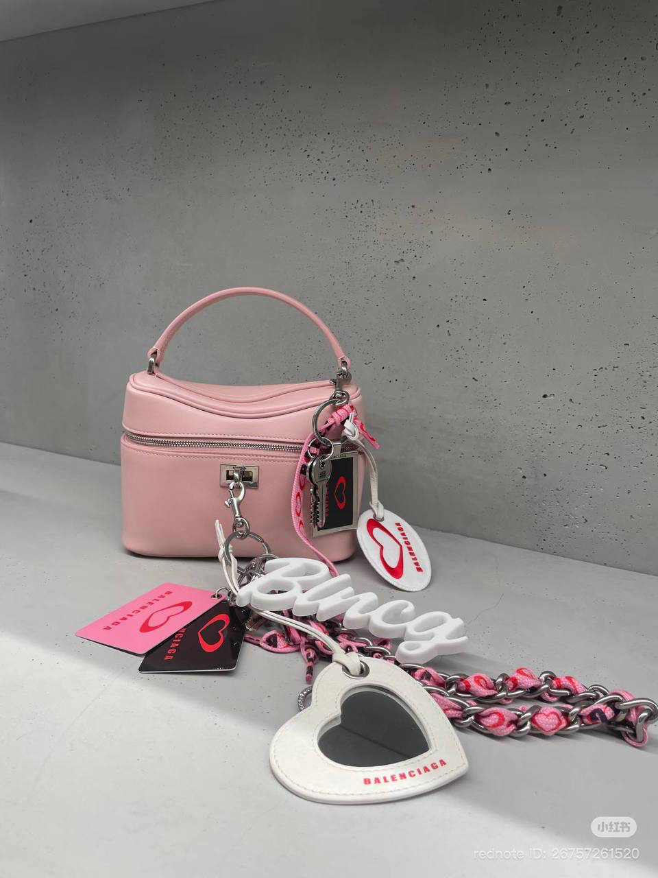 СУМКА BALENCIAGA детальное фото