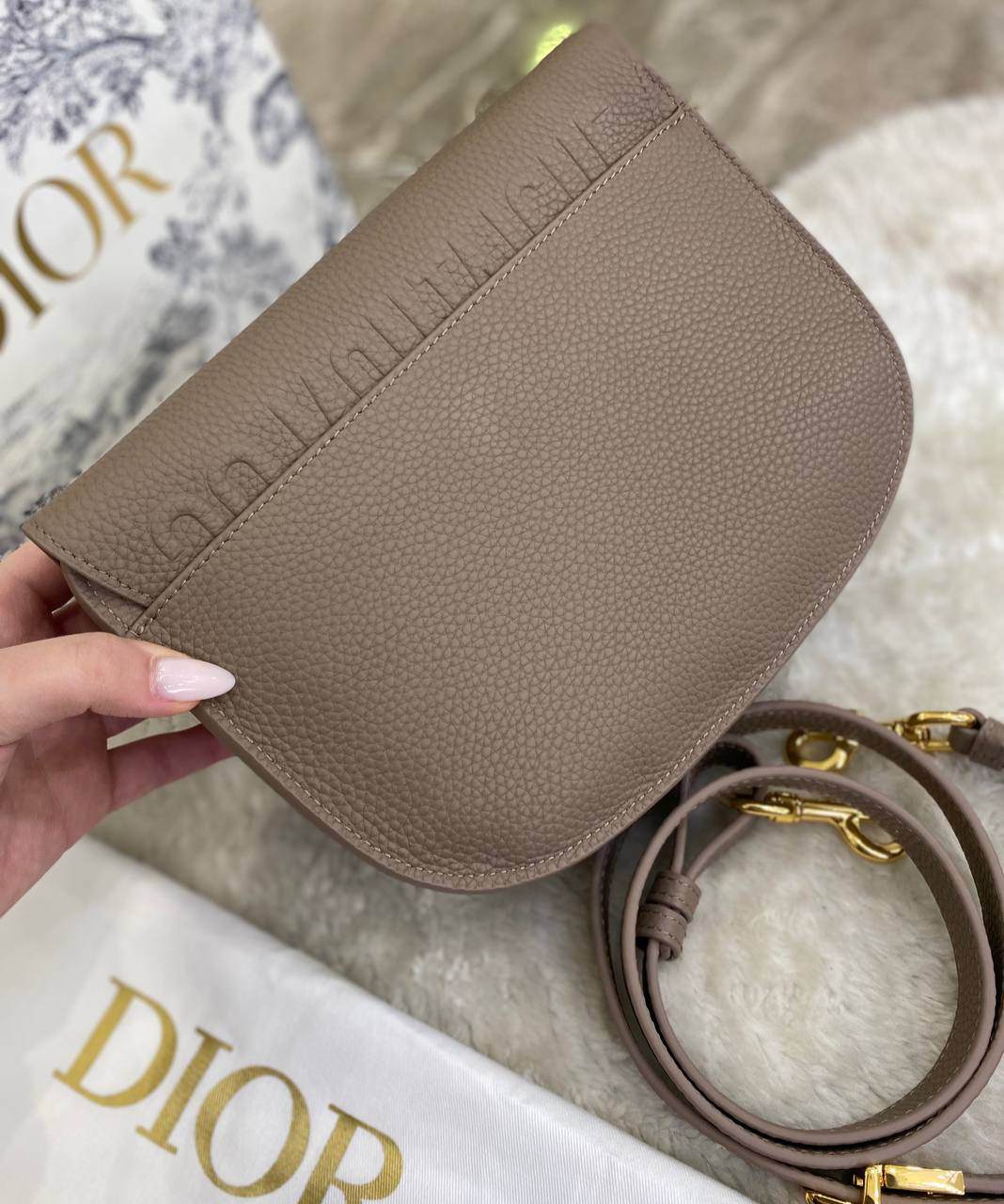 СУМКА CHRISTIAN DIOR BOBBY детальное фото