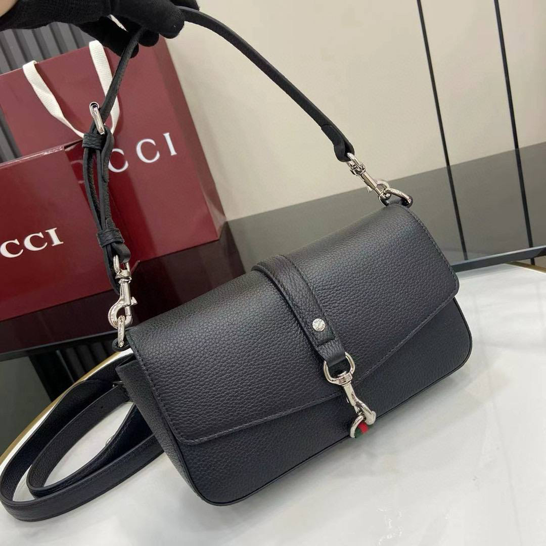 МУЖСКАЯ СУМКА МЕССЕНДЖЕР GUCCI детальное фото