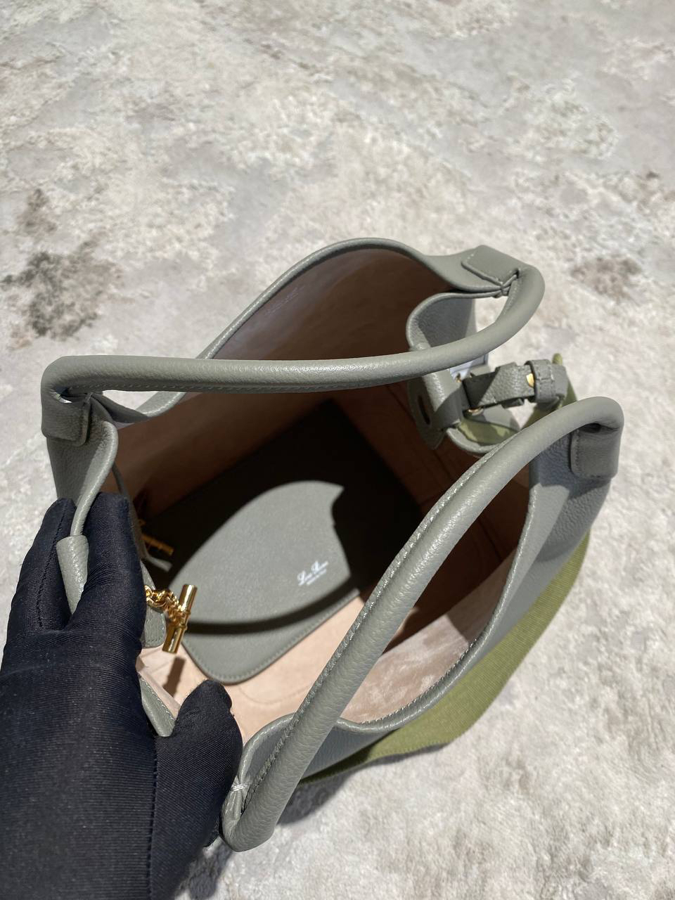 СУМКА LORO PIANA детальное фото