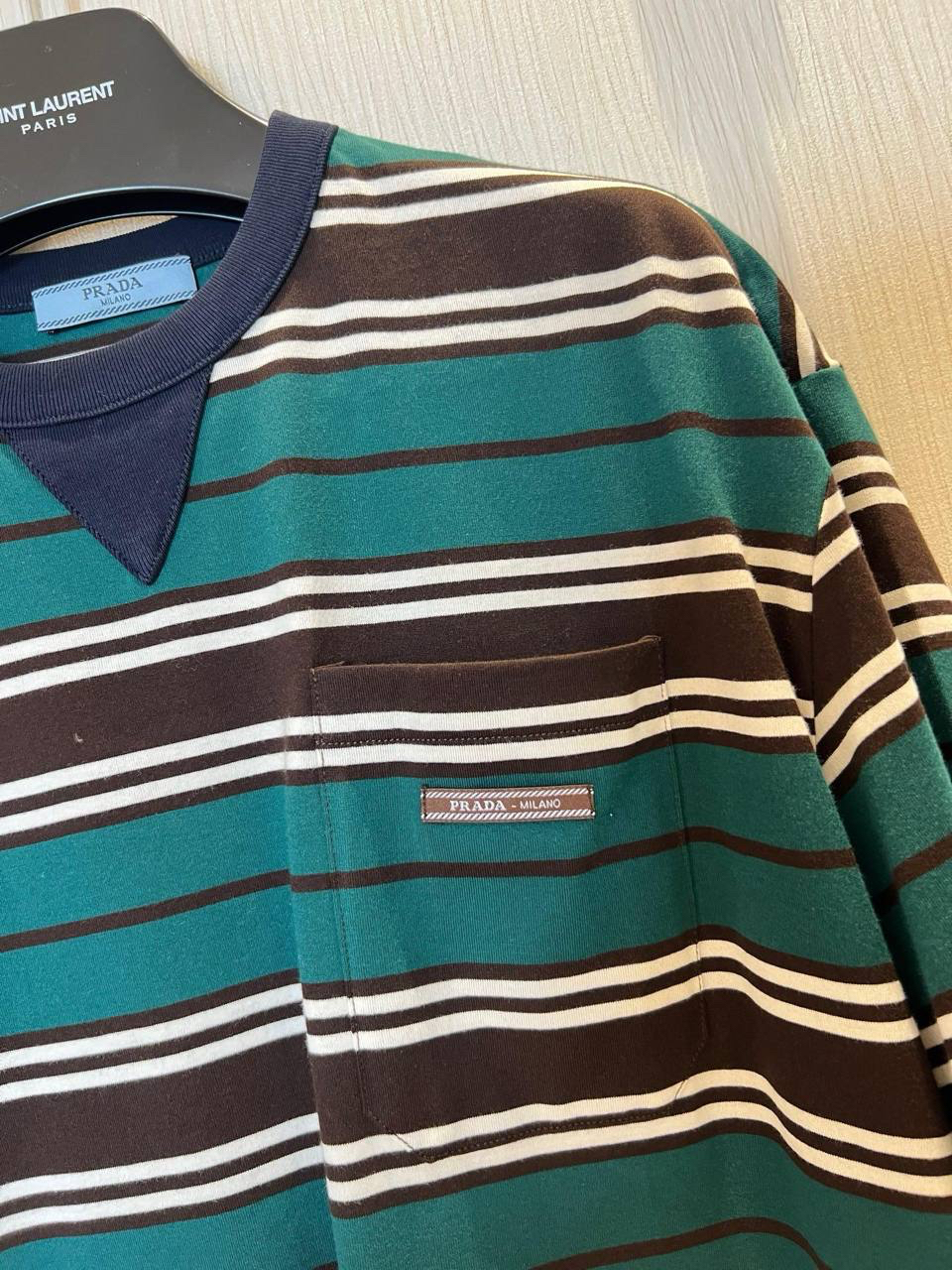 ФУТБОЛКА PRADA детальное фото