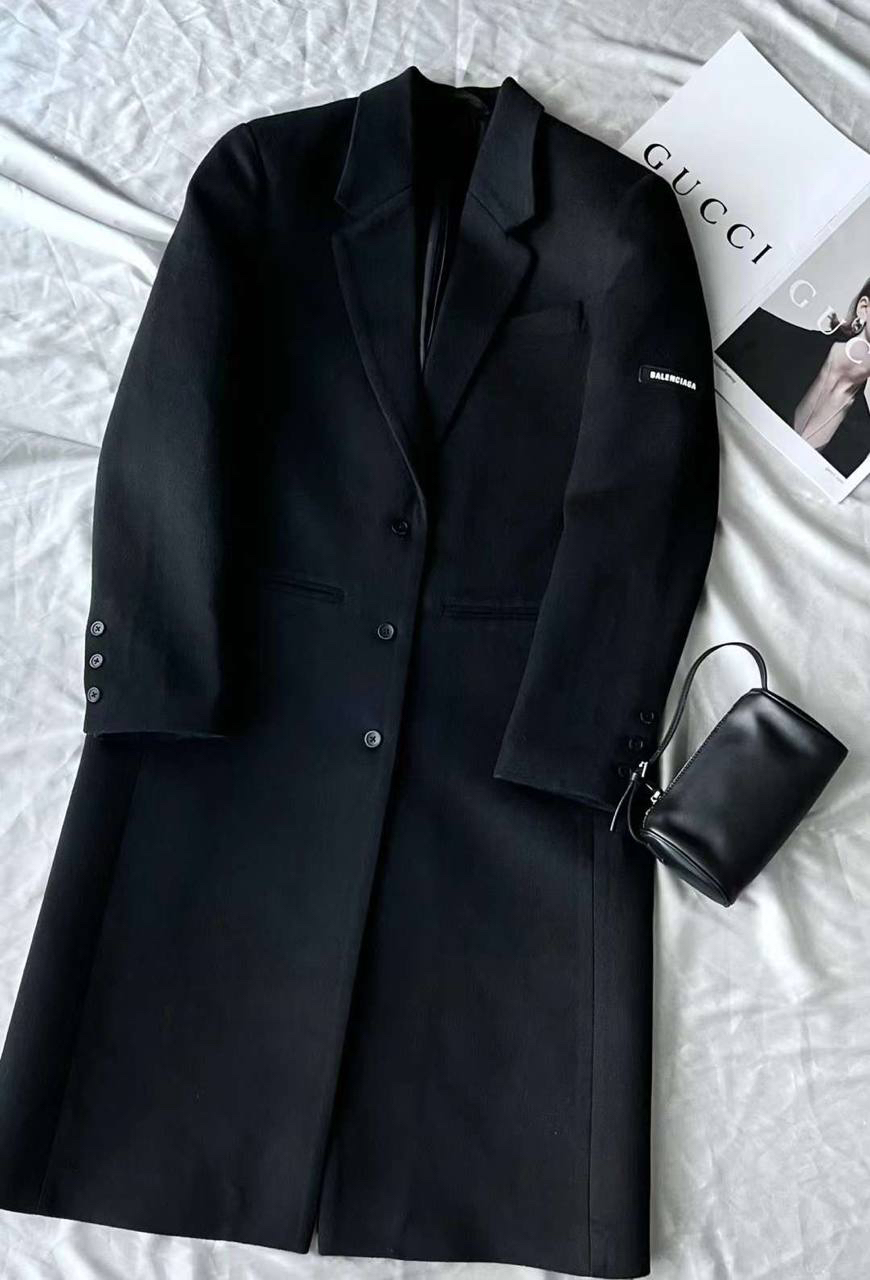 ПАЛЬТО BALENCIAGA детальное фото