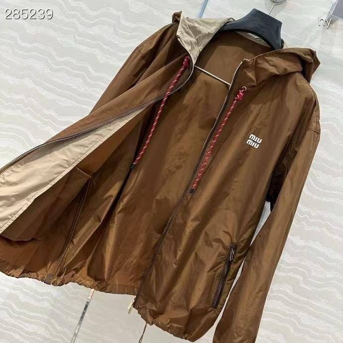 ВЕТРОВКА MIU MIU детальное фото