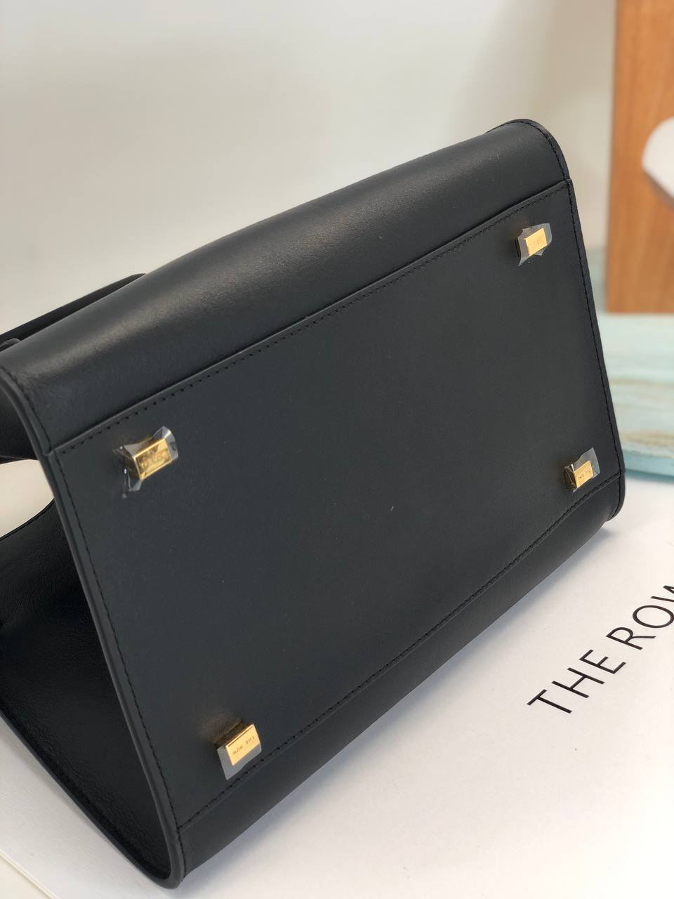 СУМКА THE ROW MARGAUX 10 детальное фото