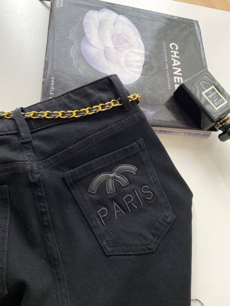 ДЖИНСЫ CHANEL детальное фото