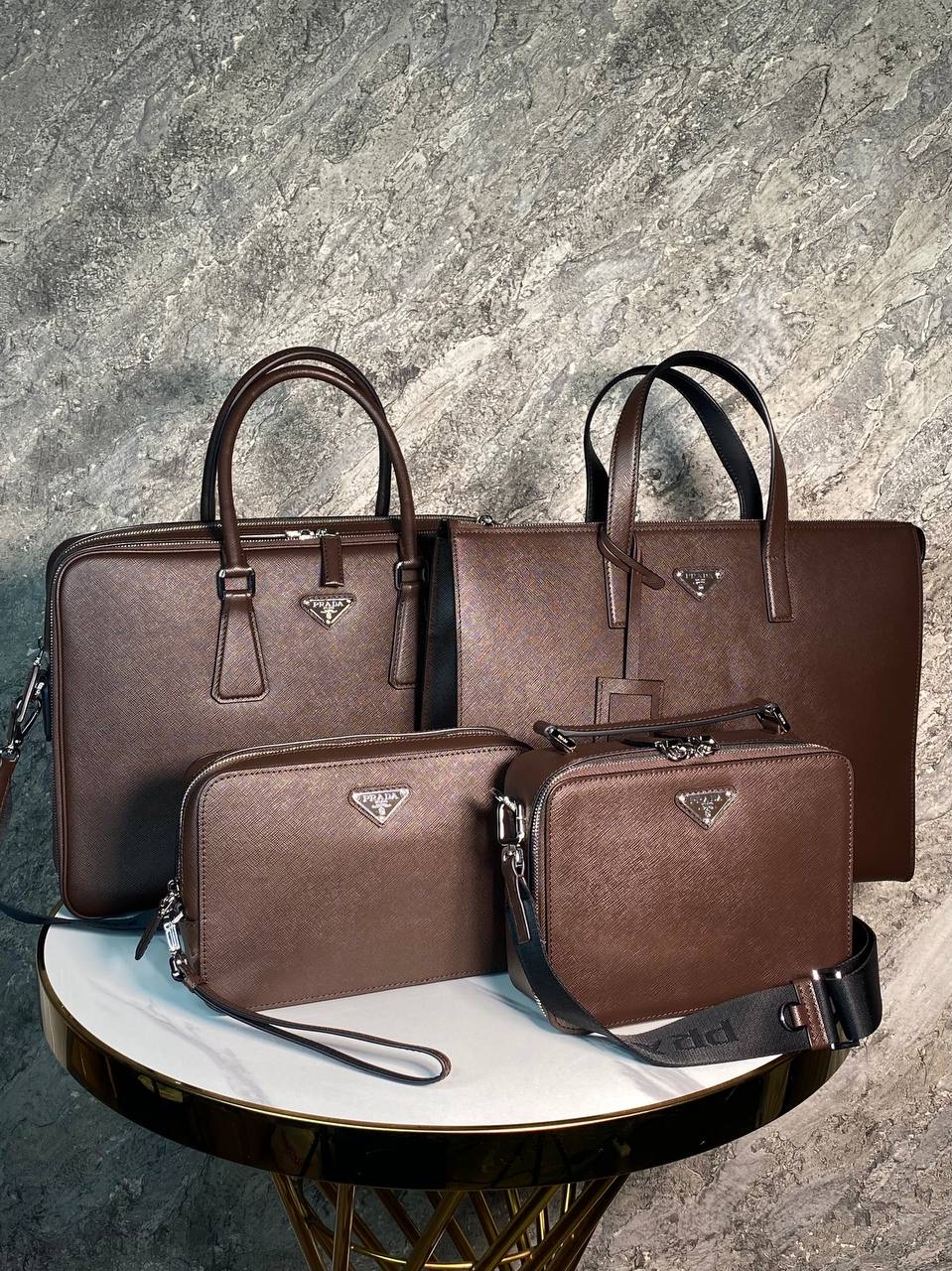 МУЖСКОЙ ПОРТФЕЛЬ PRADA детальное фото