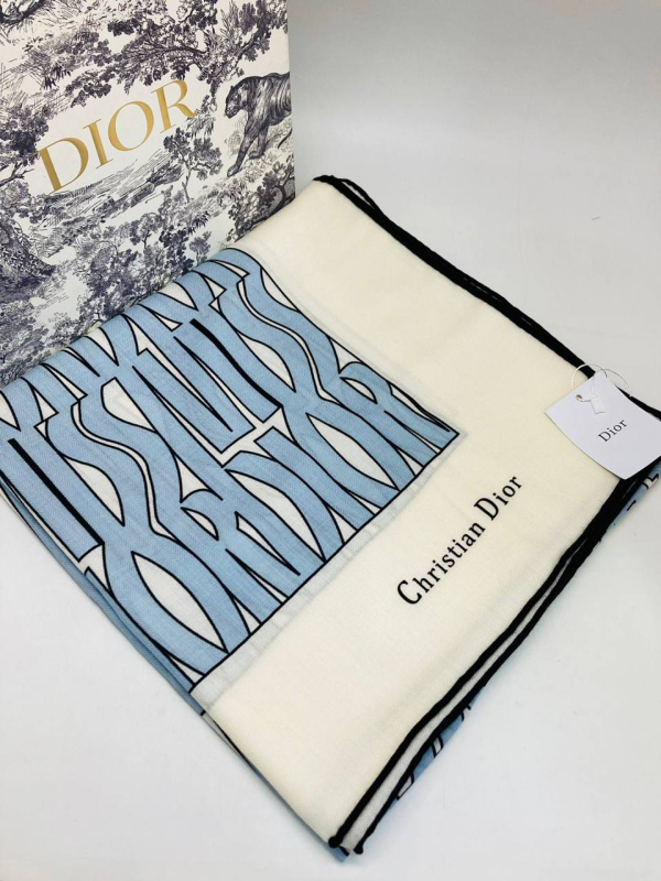ПЛАТОК CHRISTIAN DIOR фото