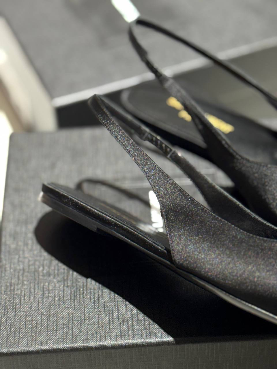 ТУФЛИ SAINT LAURENT детальное фото