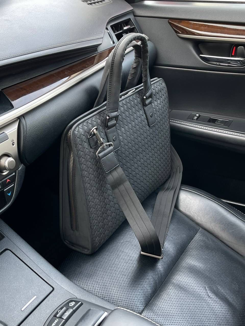 МУЖСКОЙ ПОРТФЕЛЬ BOTTEGA VENETA детальное фото