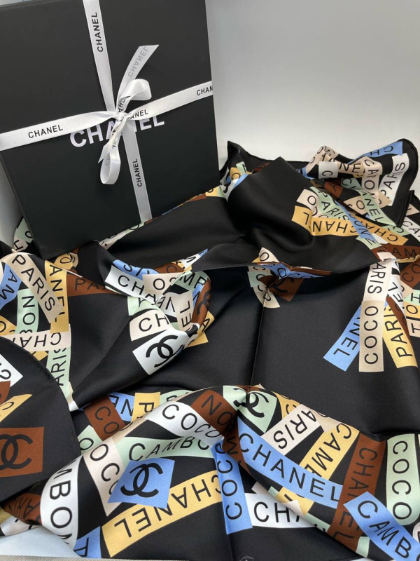 ПЛАТОК CHANEL фото