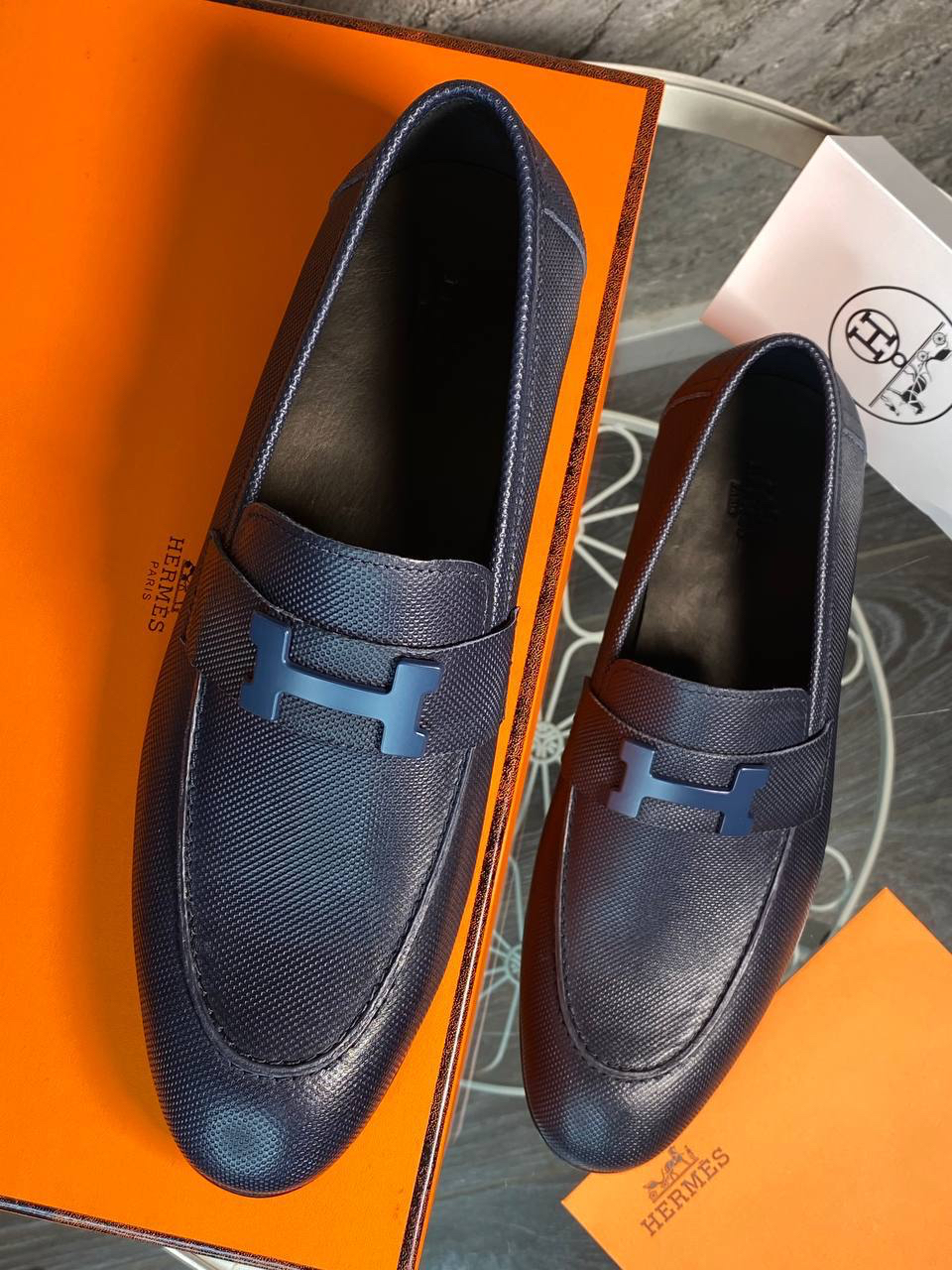 МУЖСКИЕ ЛОФЕРЫ HERMES детальное фото