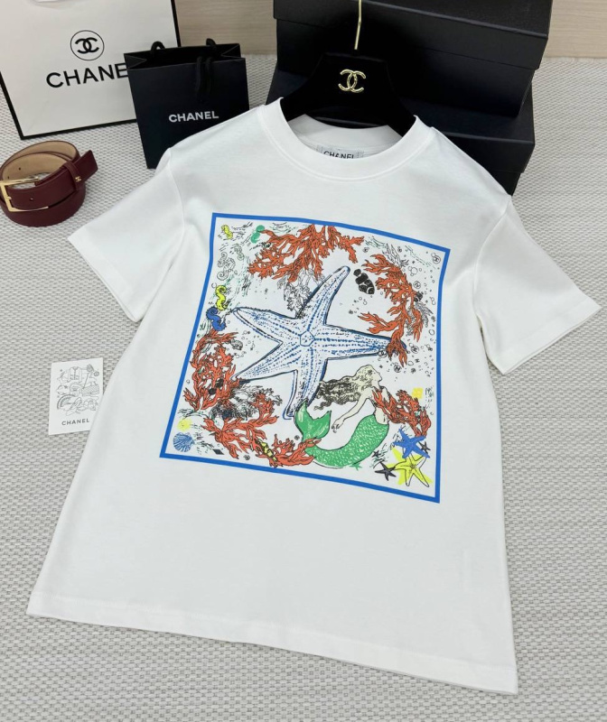 ФУТБОЛКА CHANEL фото