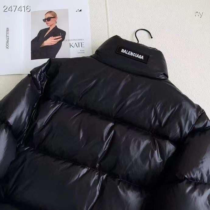 ПУХОВИК BALENCIAGA детальное фото