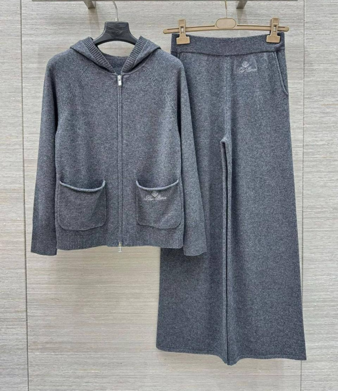 КОСТЮМ LORO PIANA фото