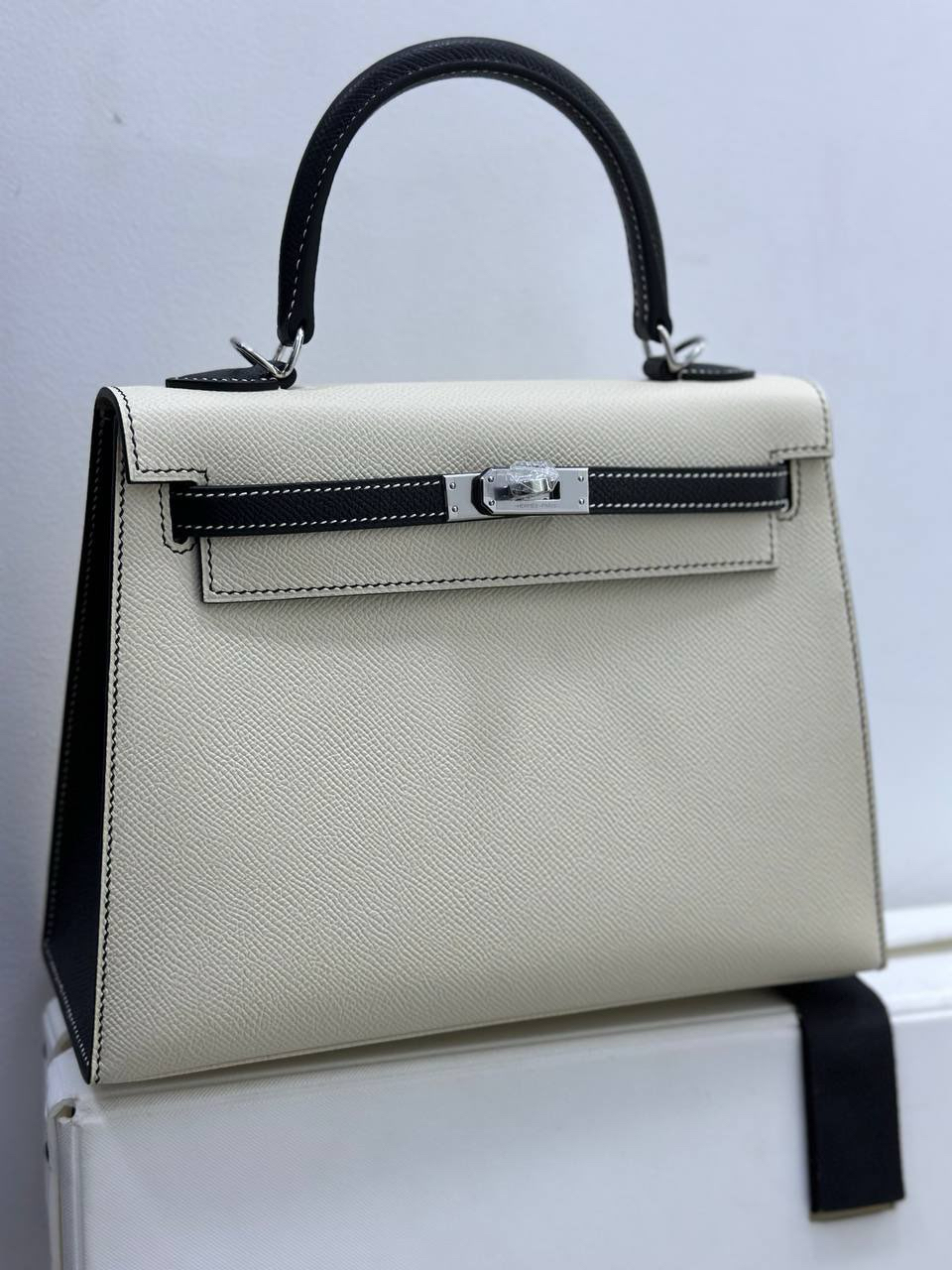 СУМКА HERMES KELLY 25 детальное фото