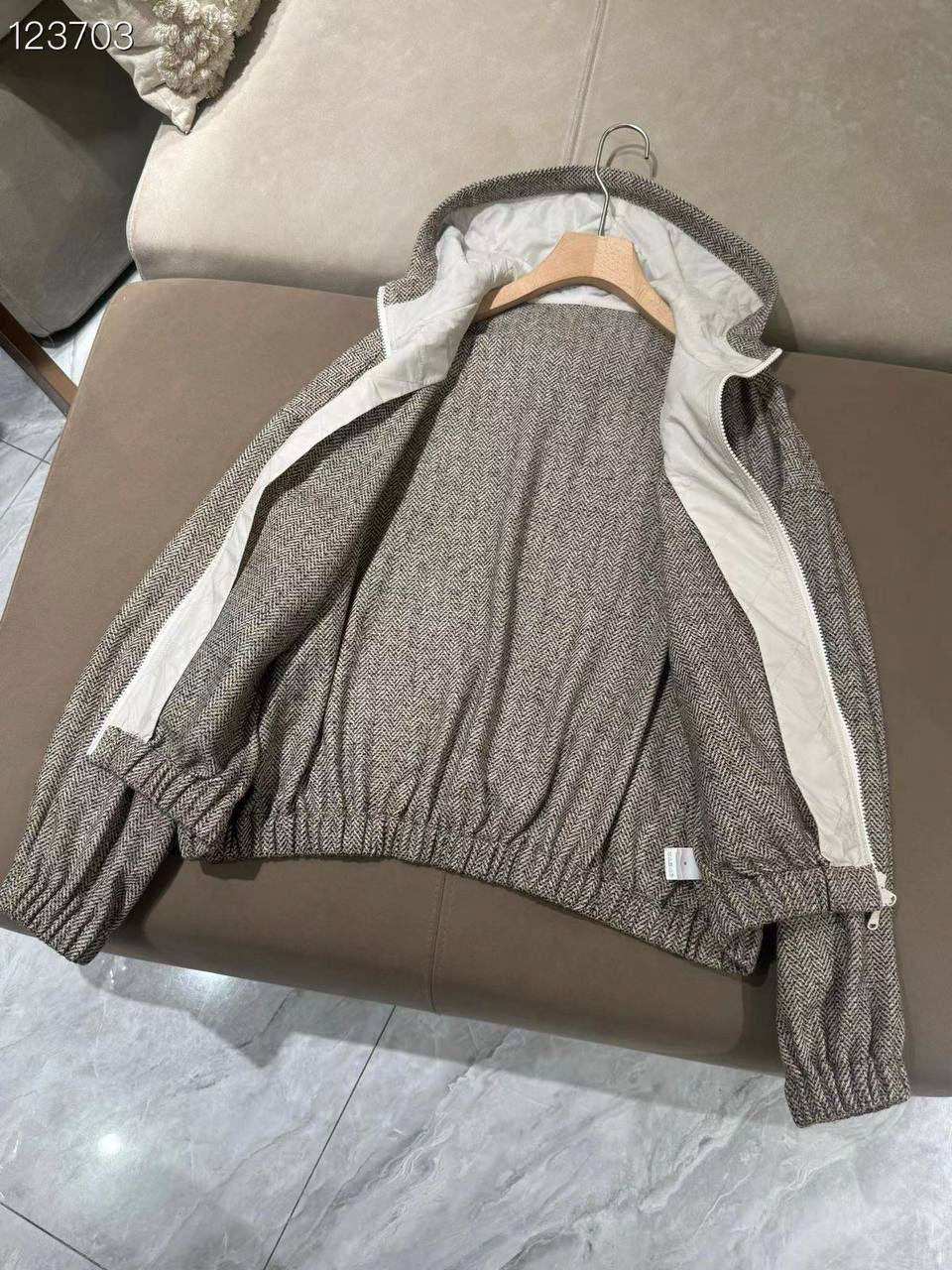КУРТКА BRUNELLO CUCINELLI детальное фото
