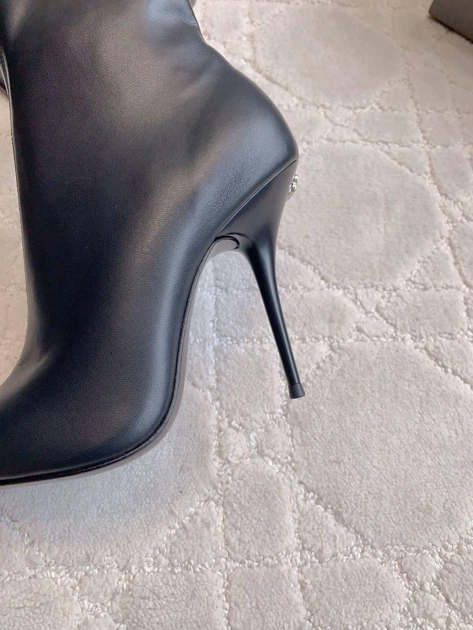 САПОГИ BALENCIAGA детальное фото