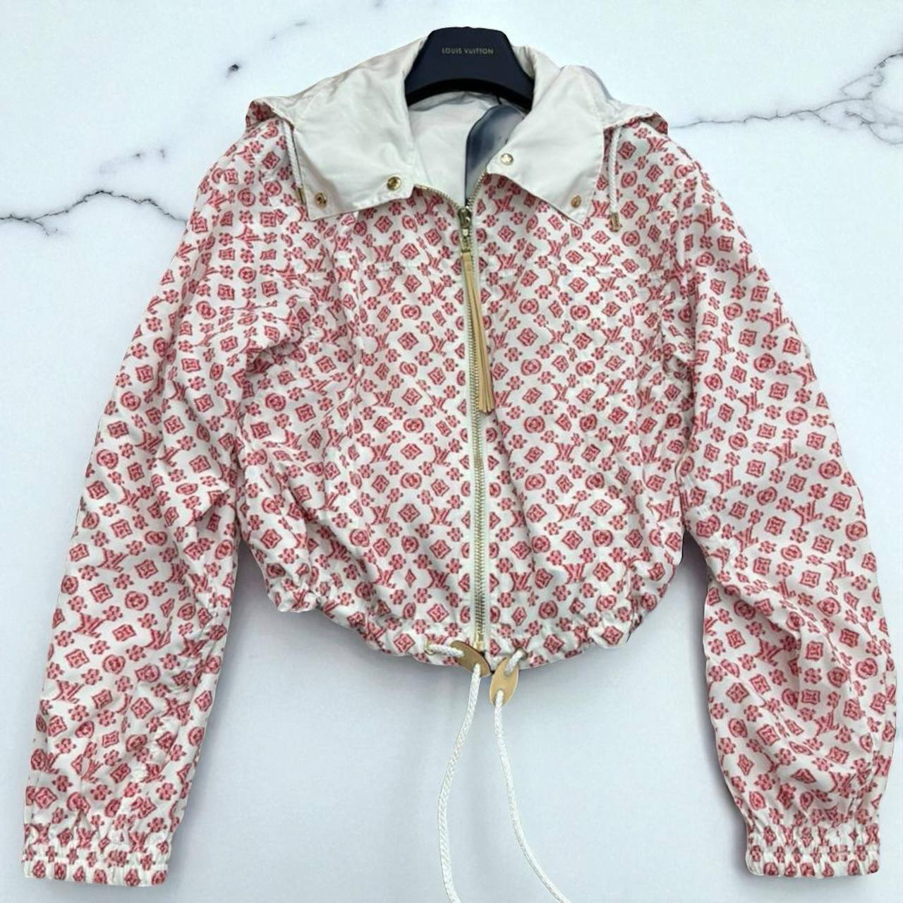 БОМБЕР LOUIS VUITTON детальное фото
