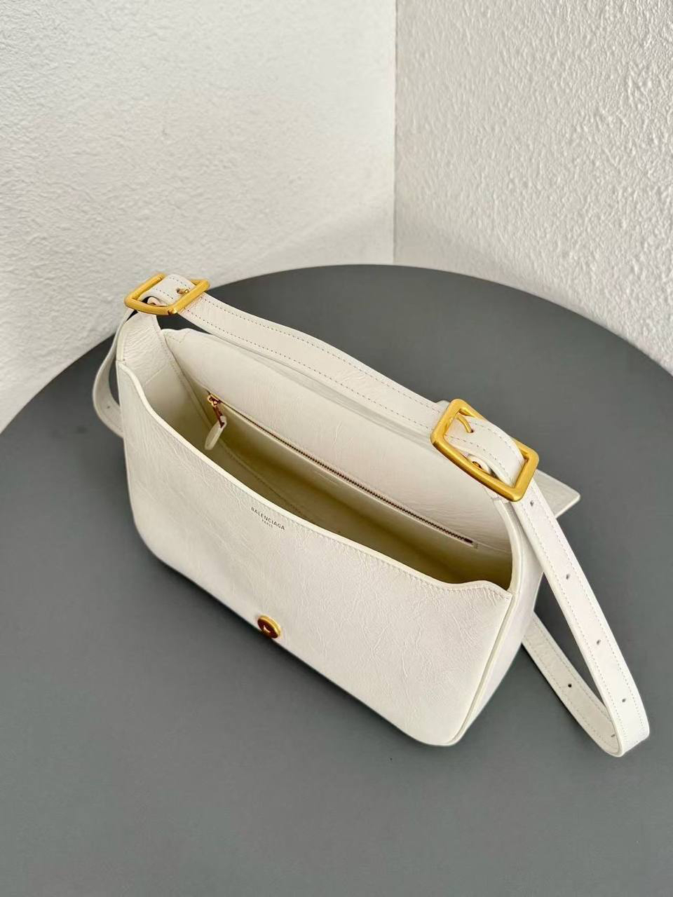 СУМКА BALENCIAGA детальное фото