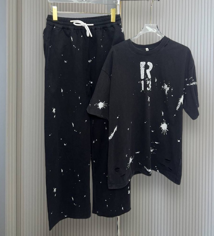 КОСТЮМ R13 фото