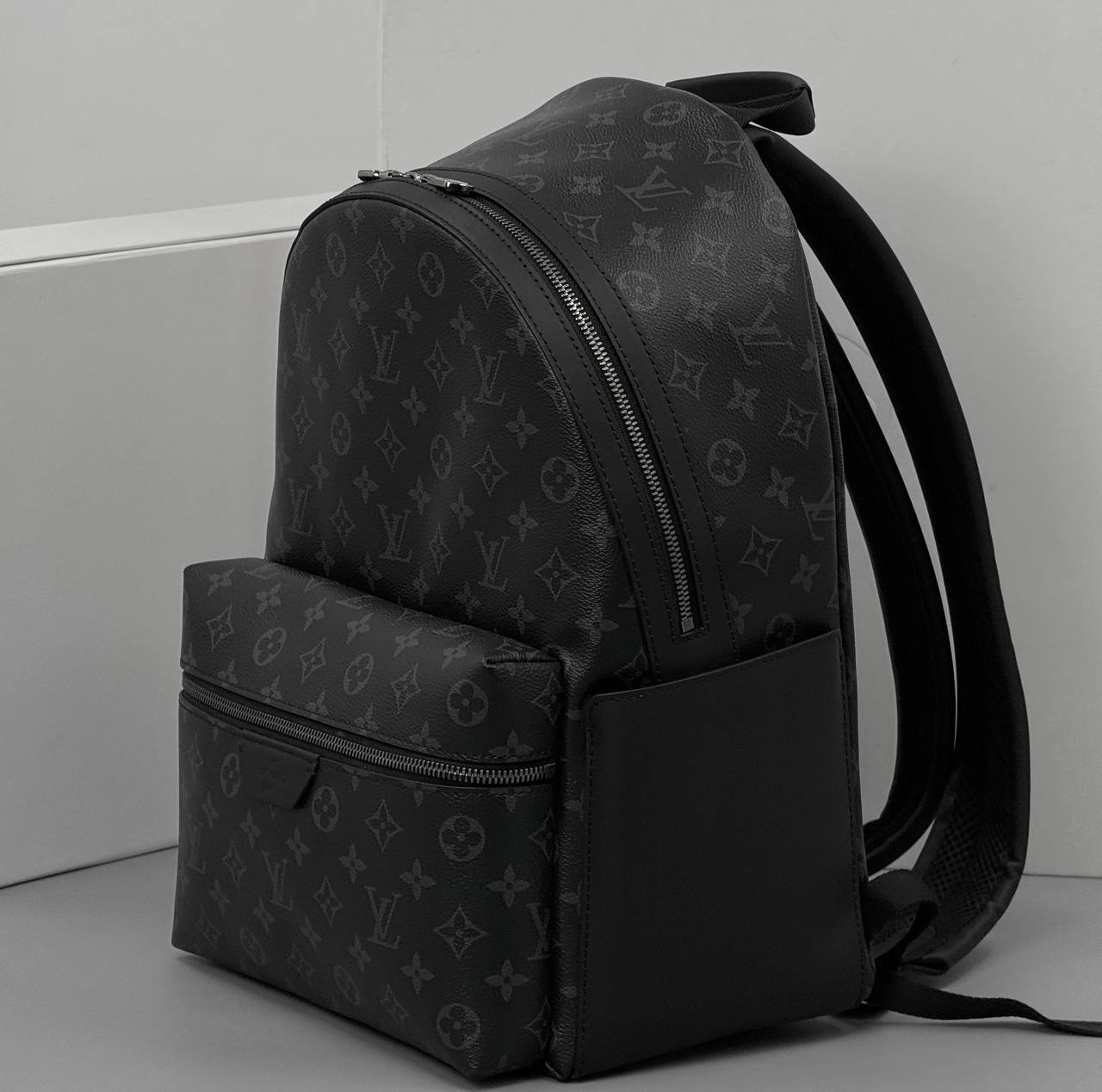 МУЖСКОЙ РЮКЗАК LOUIS VUITTON детальное фото