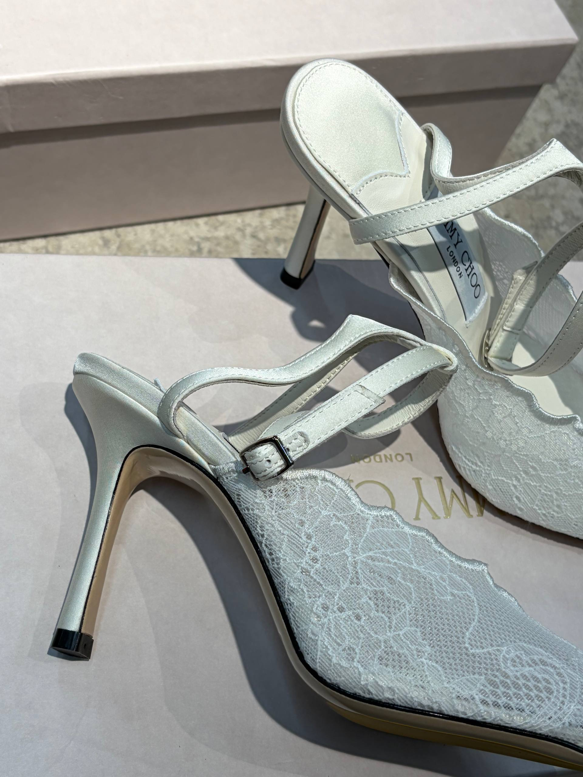 ТУФЛИ JIMMY CHOO детальное фото