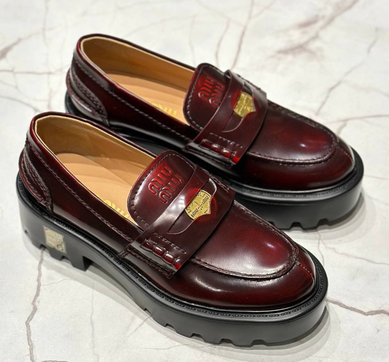 ЛОФЕРЫ MIU MIU фото