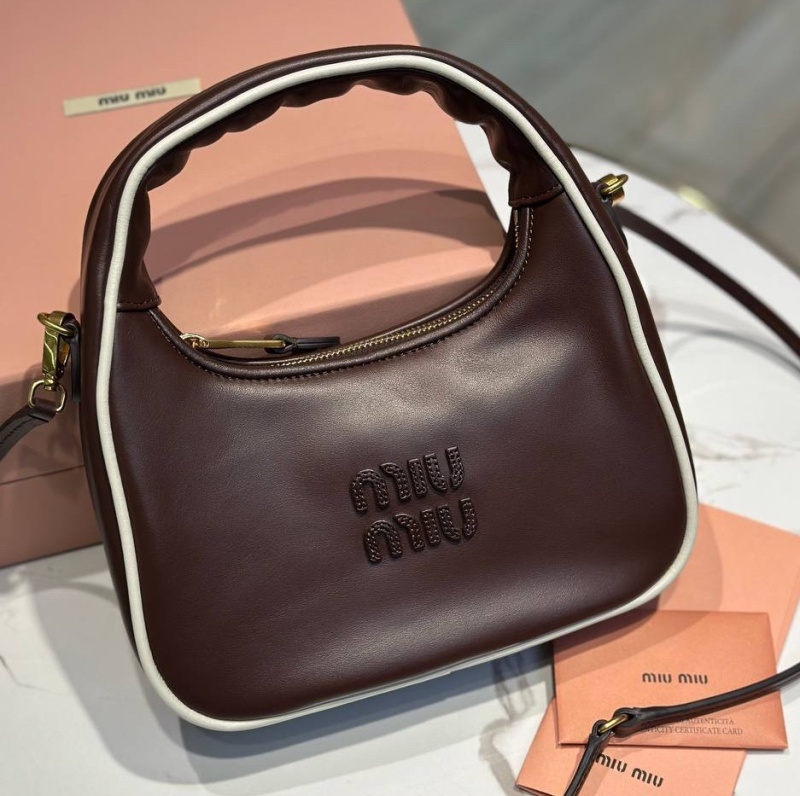 СУМКА MIU MIU WANDER фото