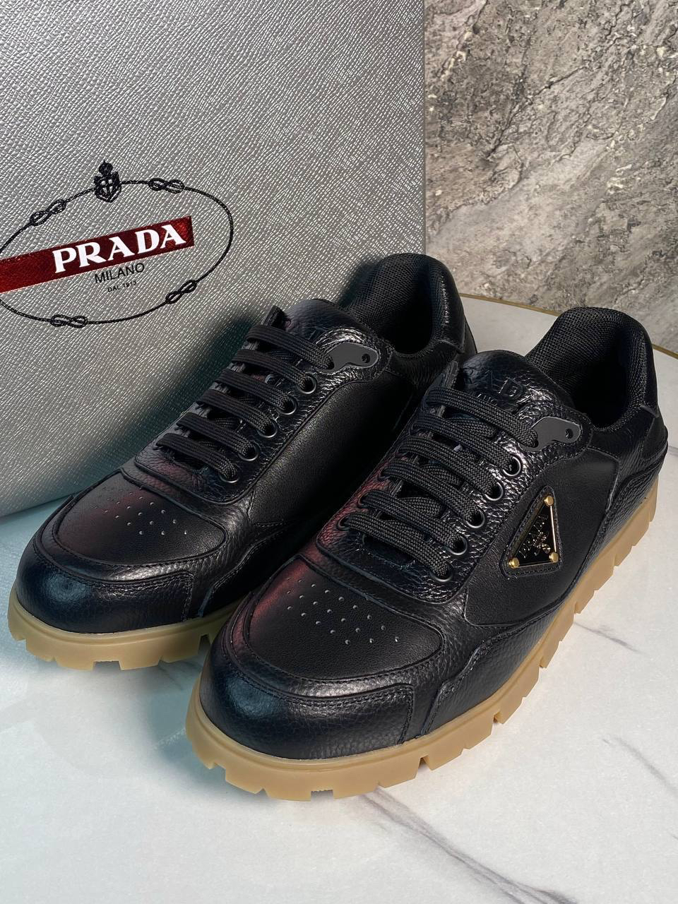 МУЖСКИЕ КРОССОВКИ PRADA детальное фото