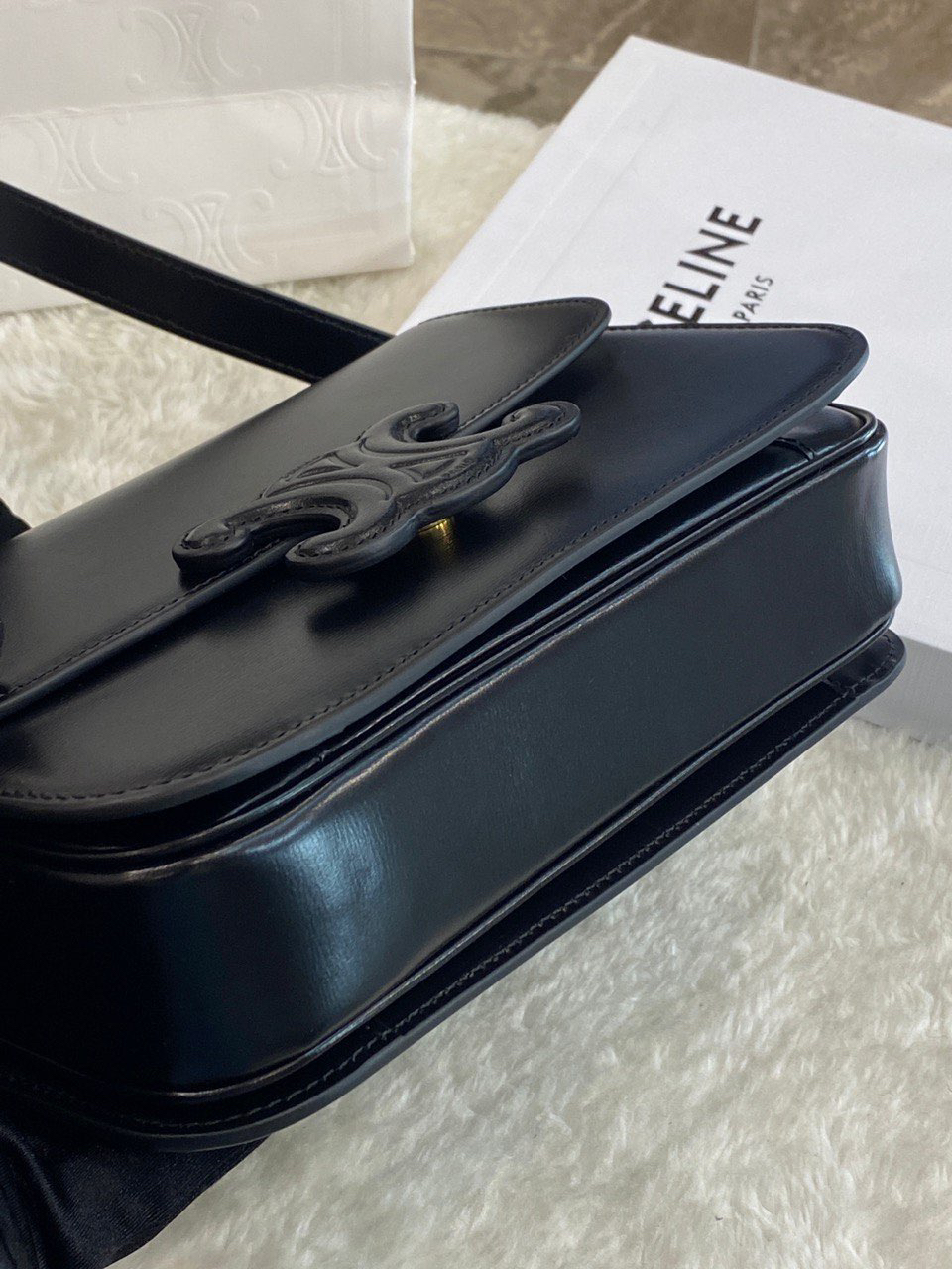 СУМКА CELINE TRIOMPHE детальное фото