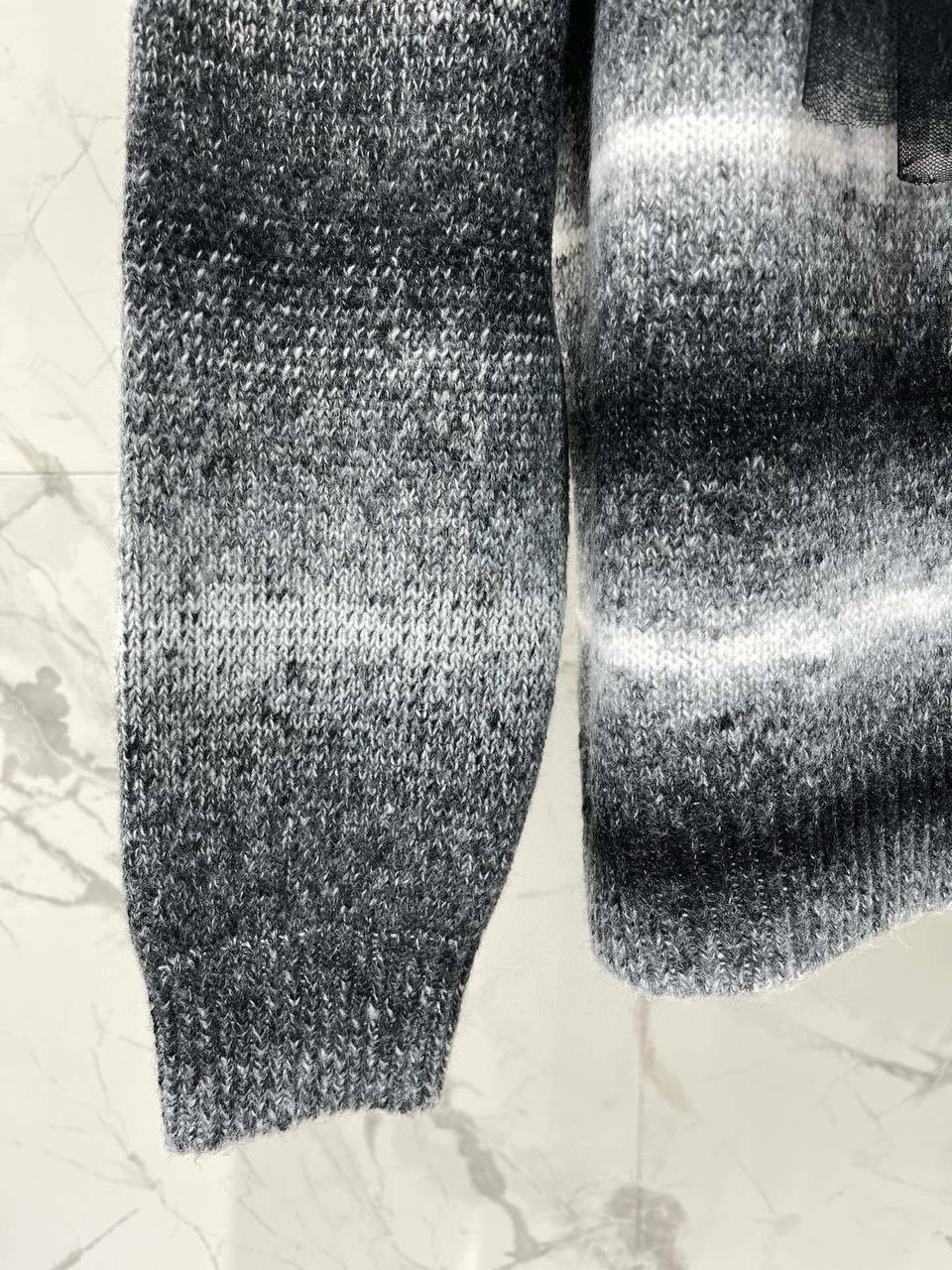 СВИТЕР CHANEL детальное фото