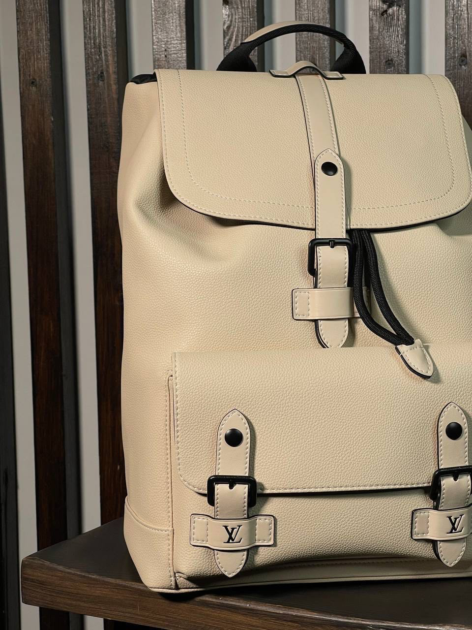 МУЖСКОЙ РЮКЗАК LOUIS VUITTON детальное фото